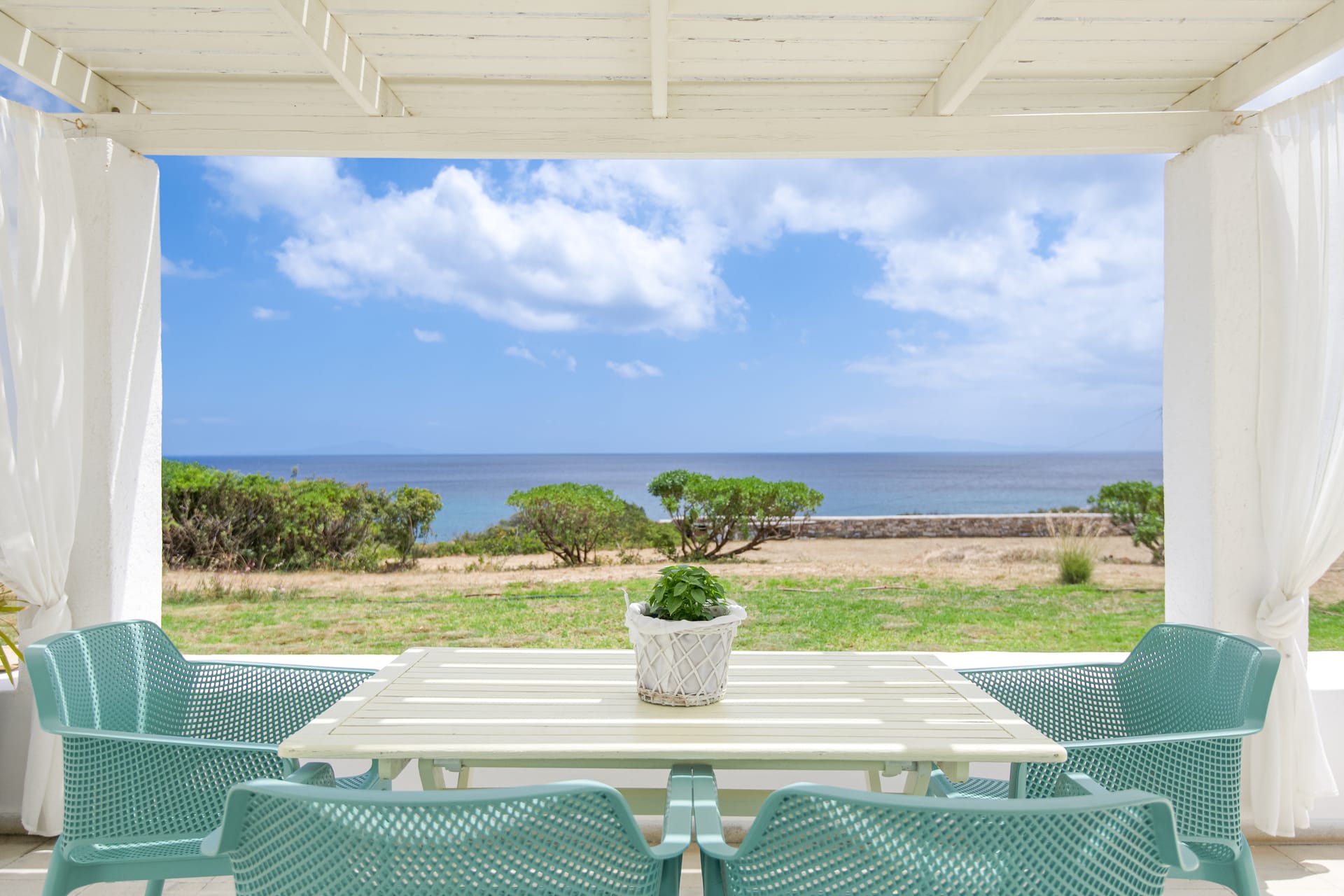 Superior Triple Sea View Apartment with Exterior Private Mini Spa