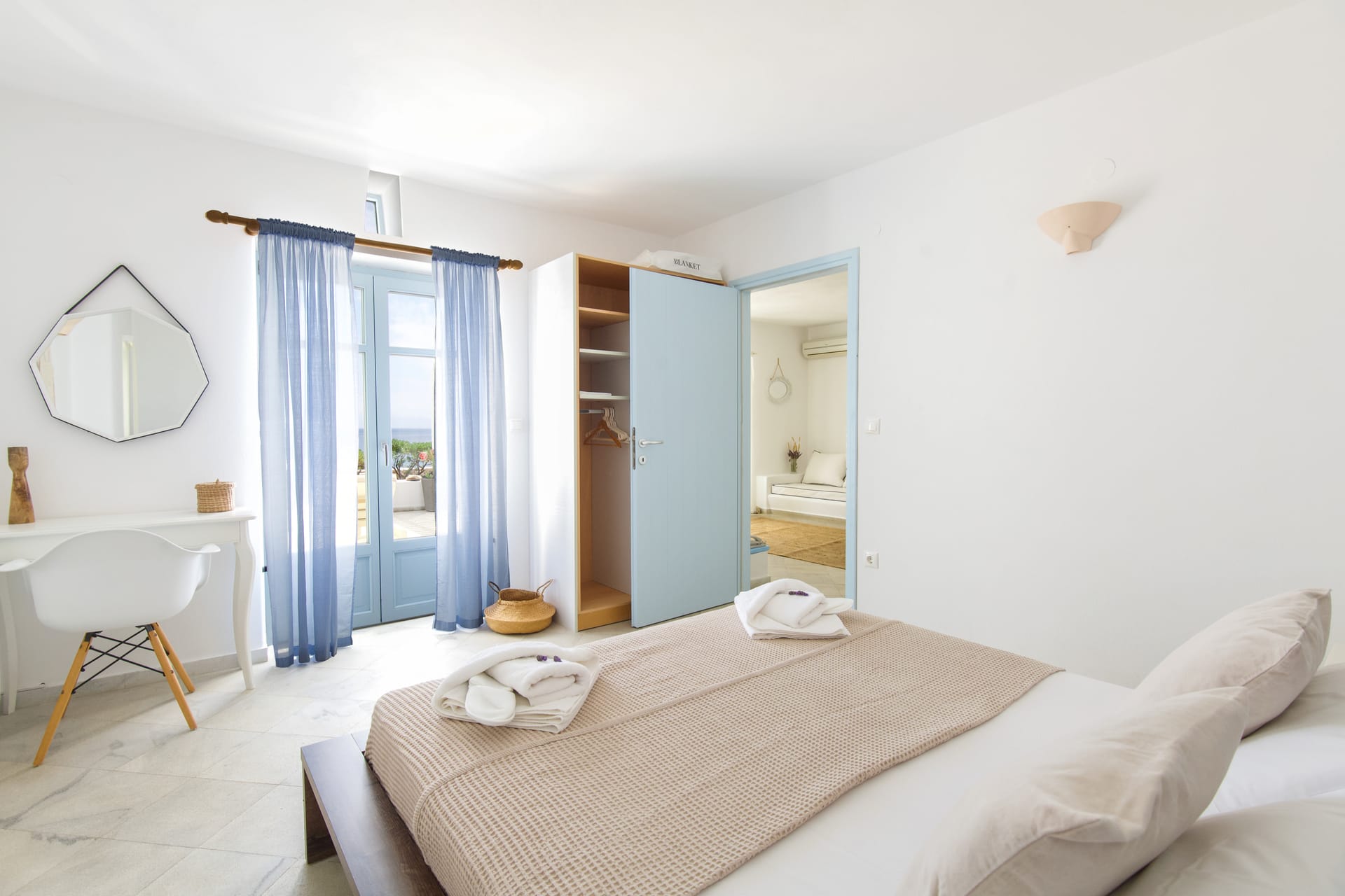 Superior Triple Sea View Apartment with Exterior Private Mini Spa