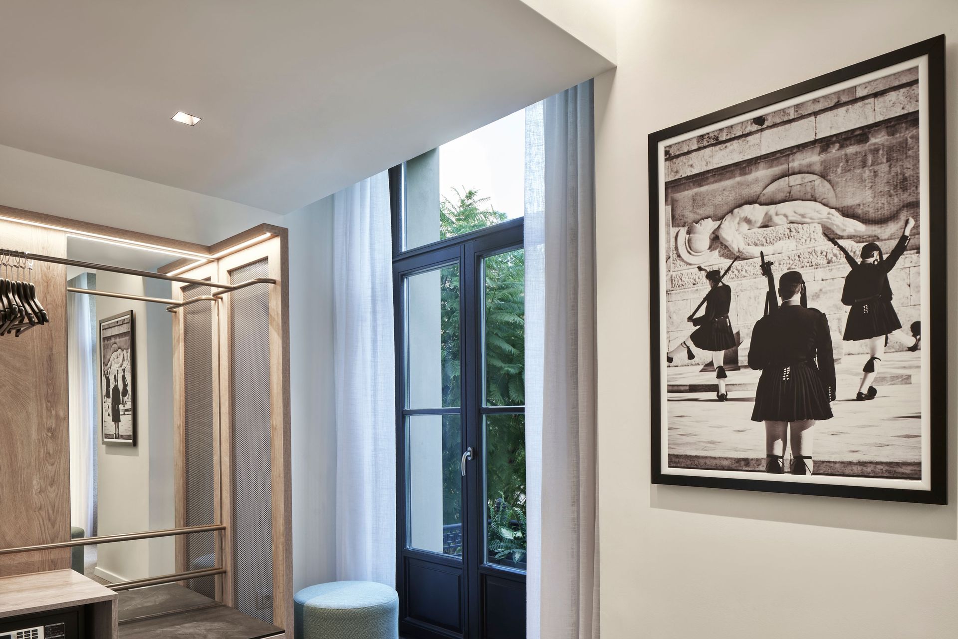 Grand Loft Suite with Balcony