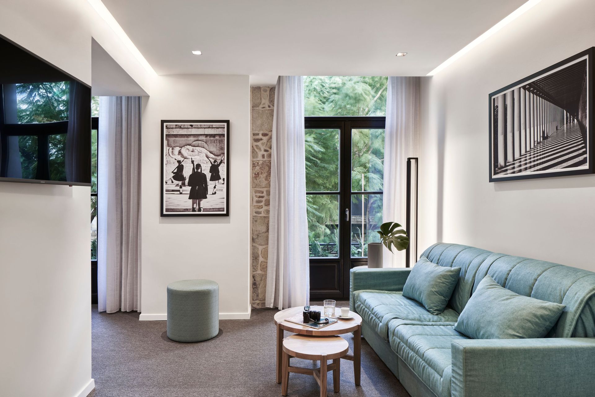 Grand Loft Suite with Balcony