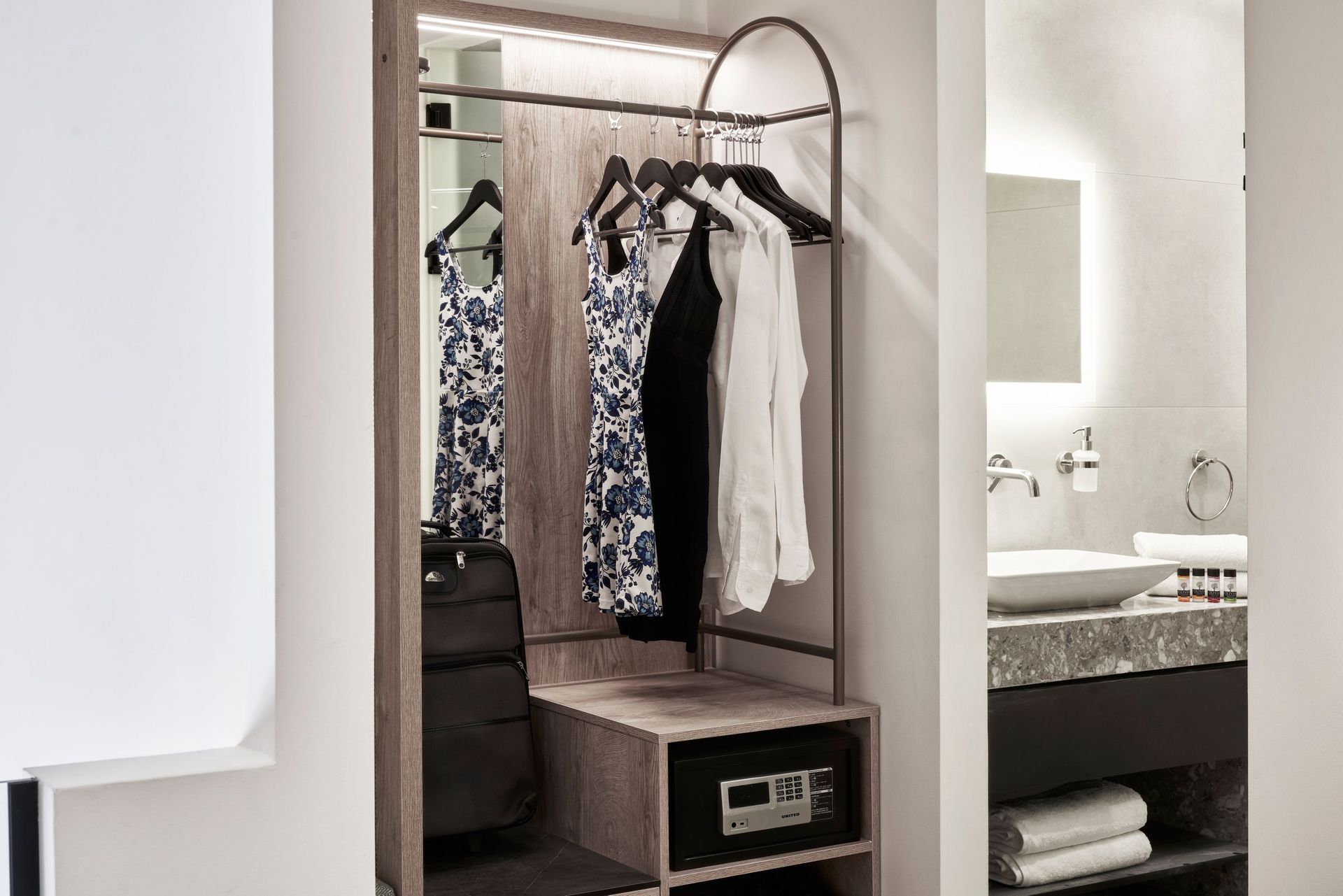 Grand Loft Suite with Balcony