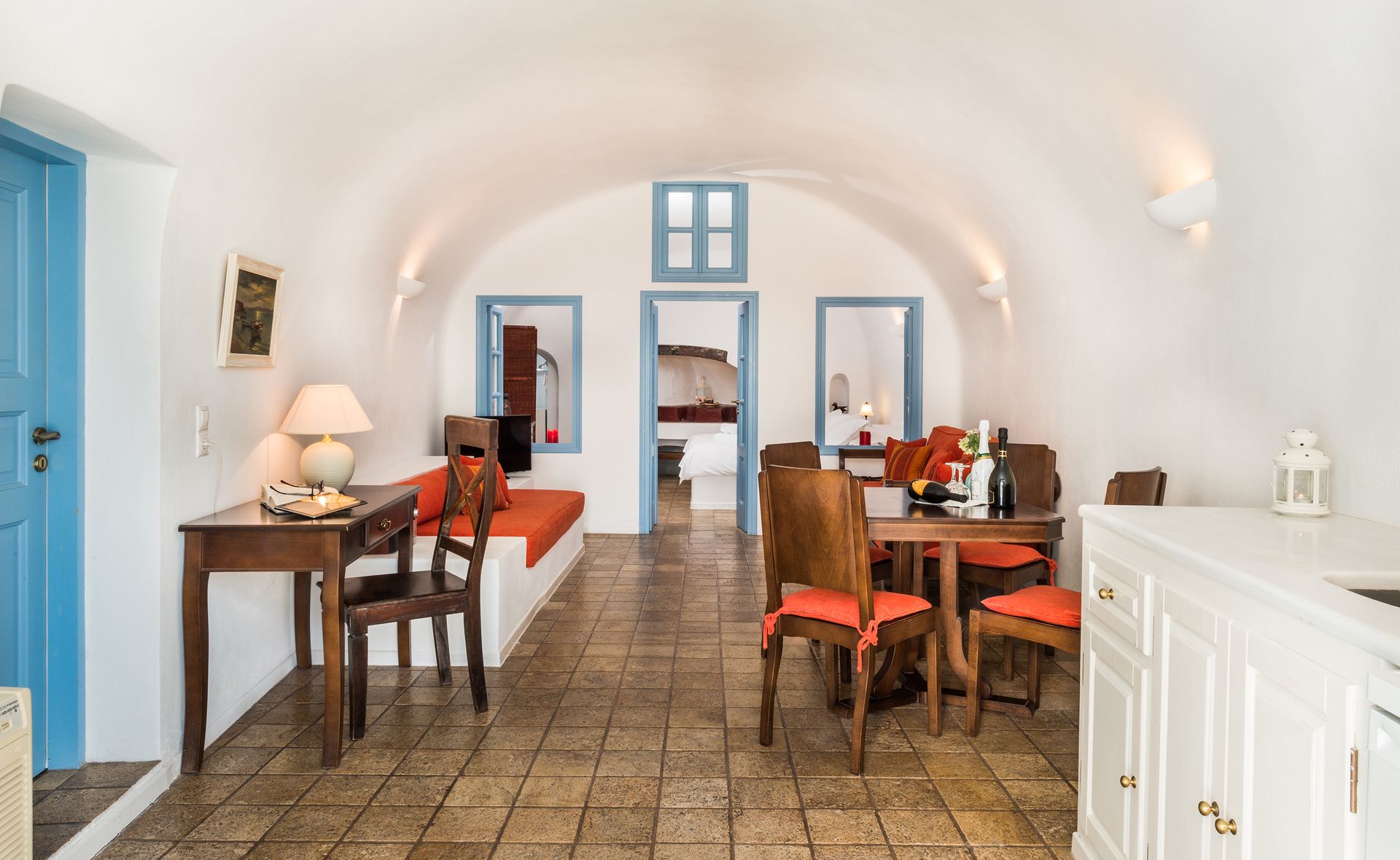 Junior Suite with Caldera View