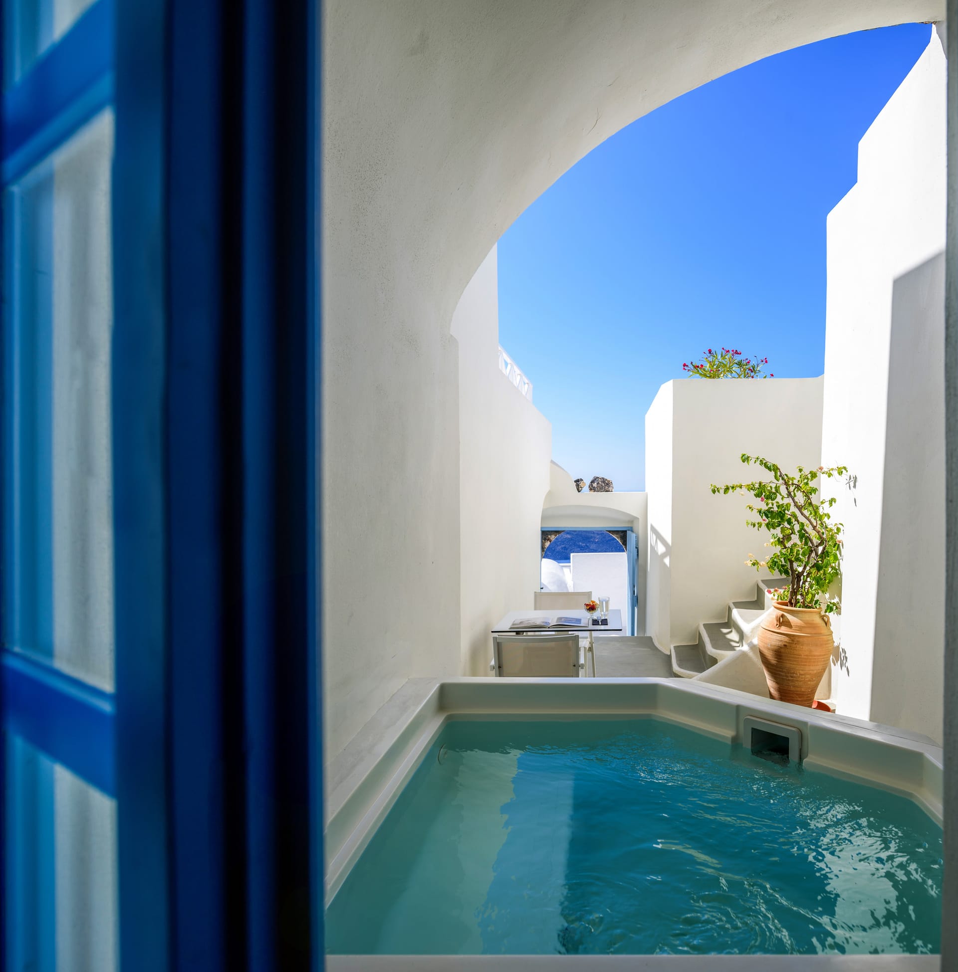 Junior Suite with Hot Tub & Caldera View