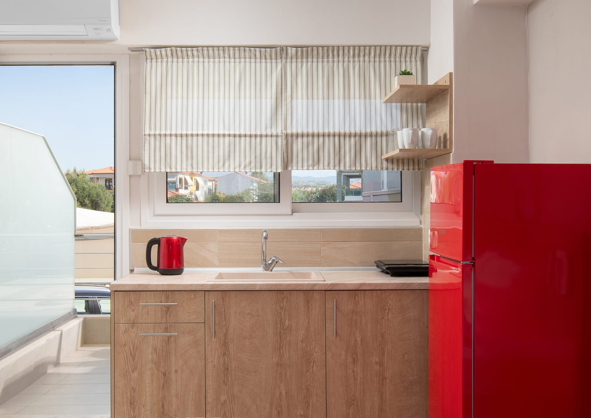 Semibasement Maisonette