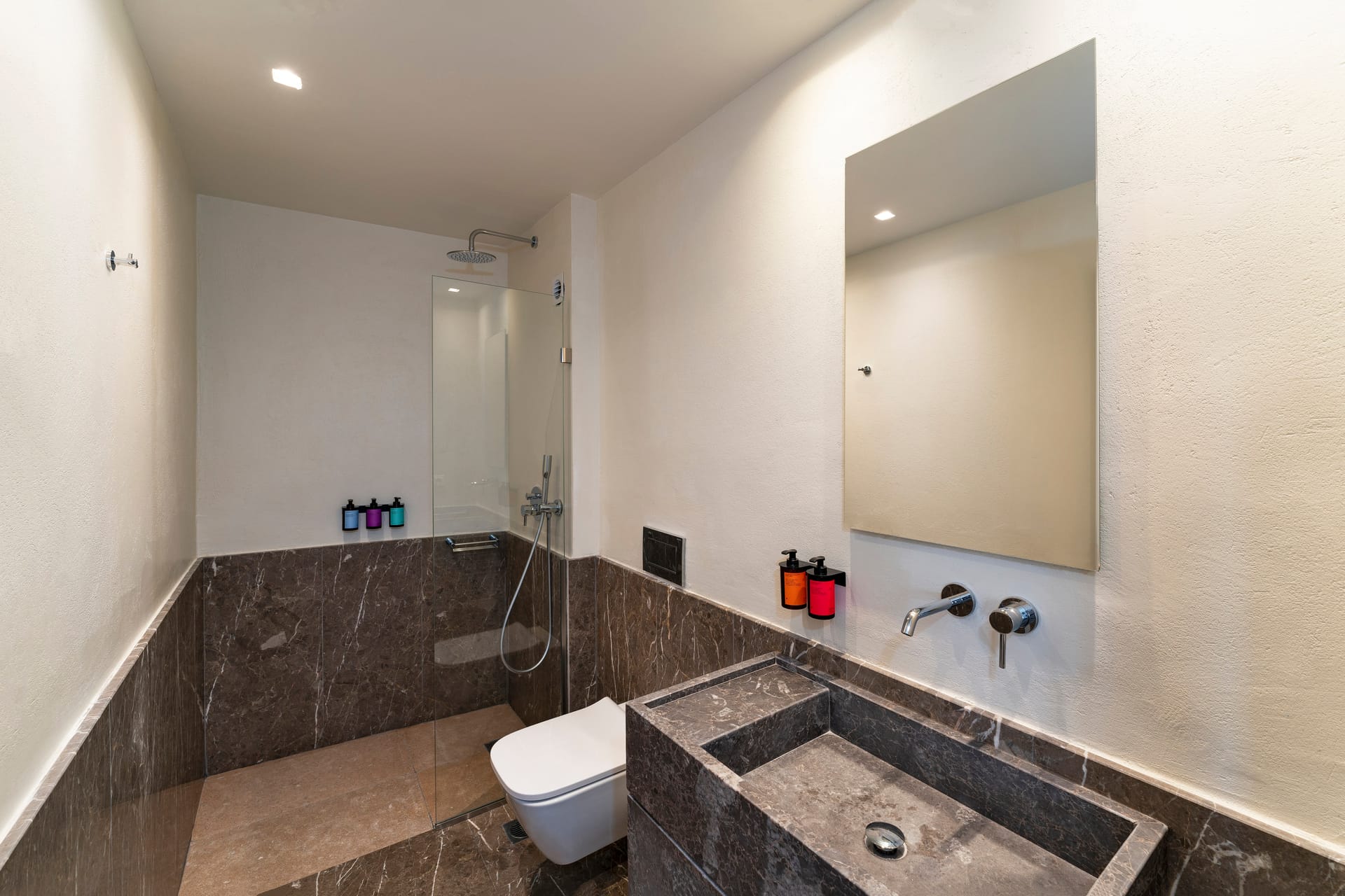 Deluxe Double Room with Side Sea View