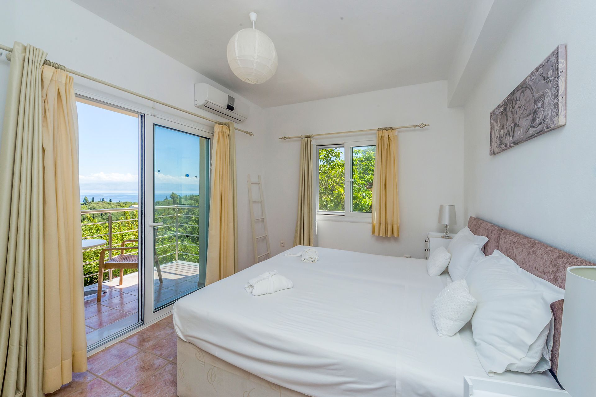 Penthouse Superior Apartment with Jacuzzi