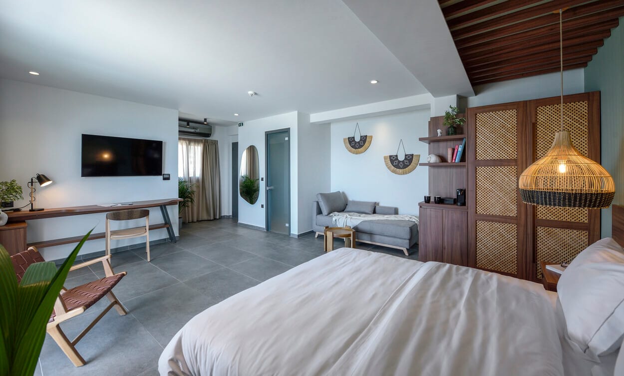 Amyntas Suite with Sea View