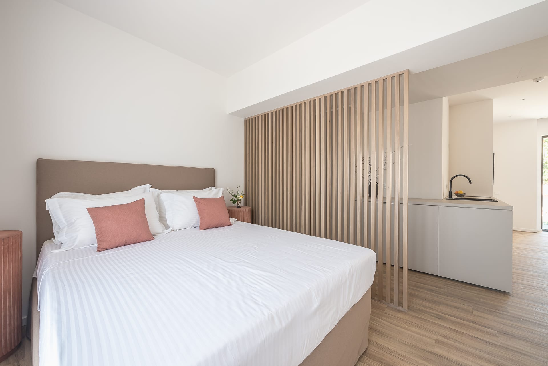 Executive Apartment 2.1