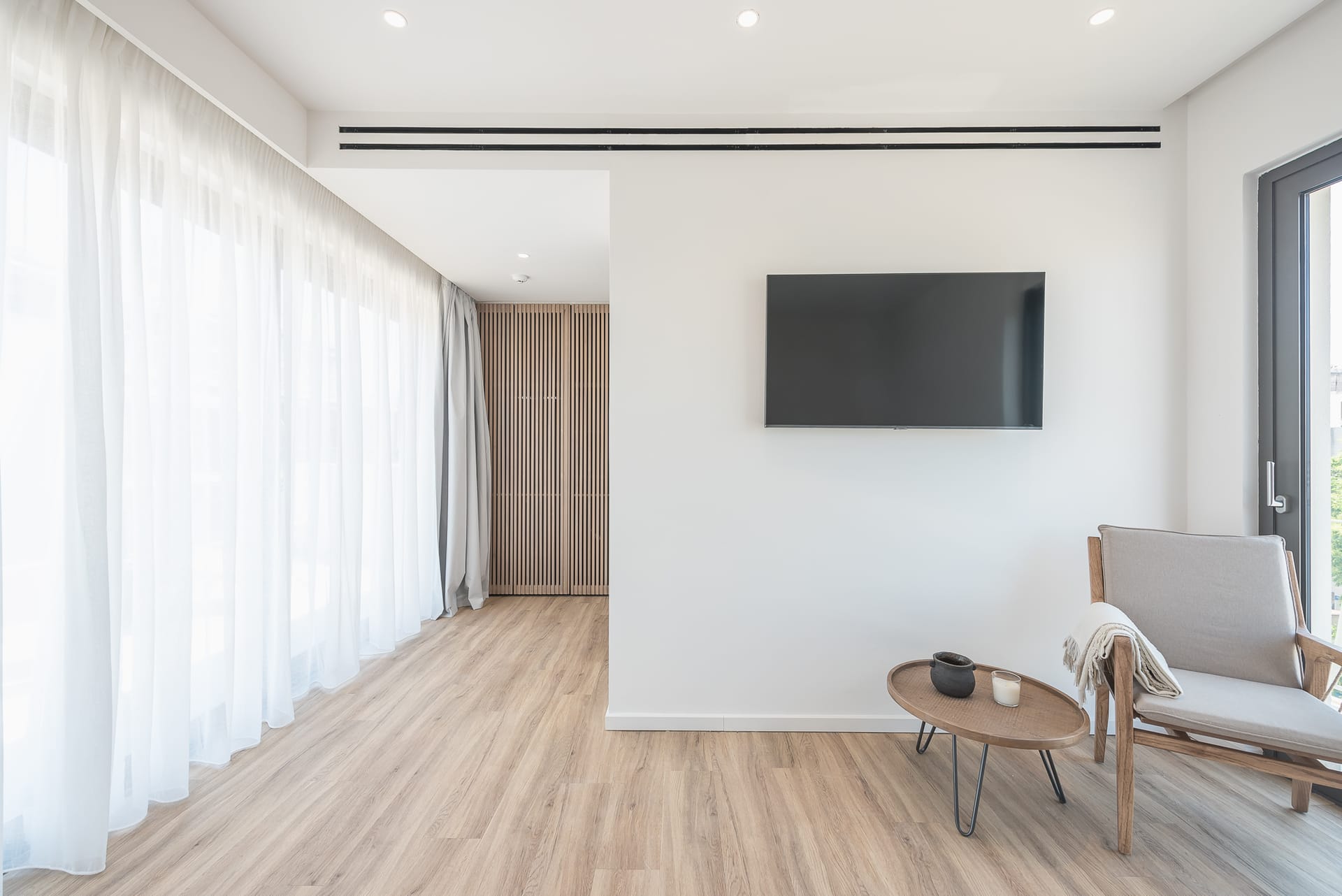 Deluxe Room 5.1