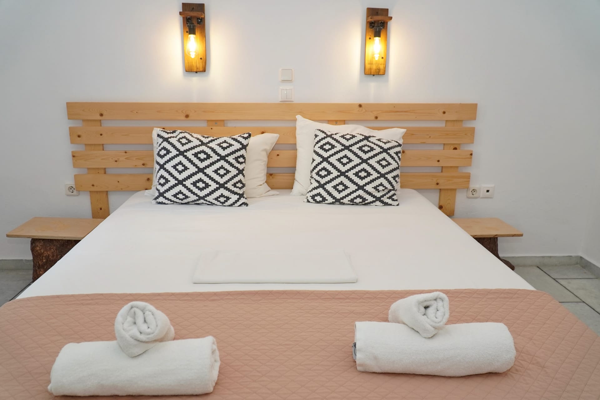 Executive Double Room Semi Basement