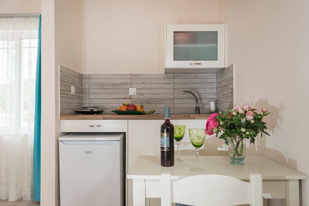 Studio with Garden view