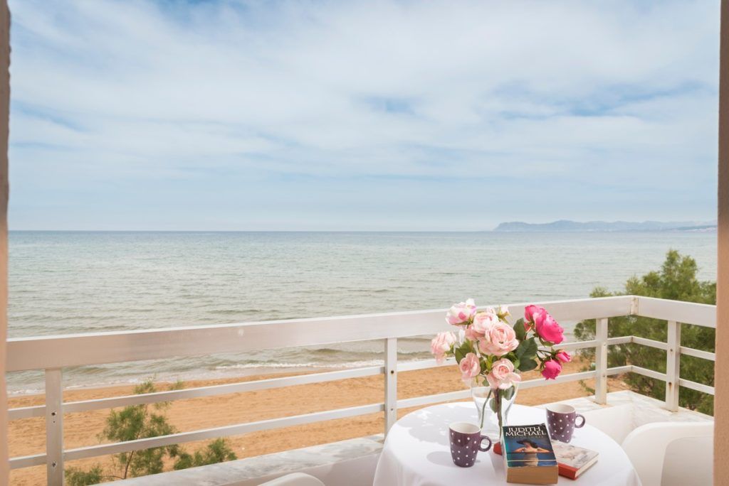 Studio with sea view