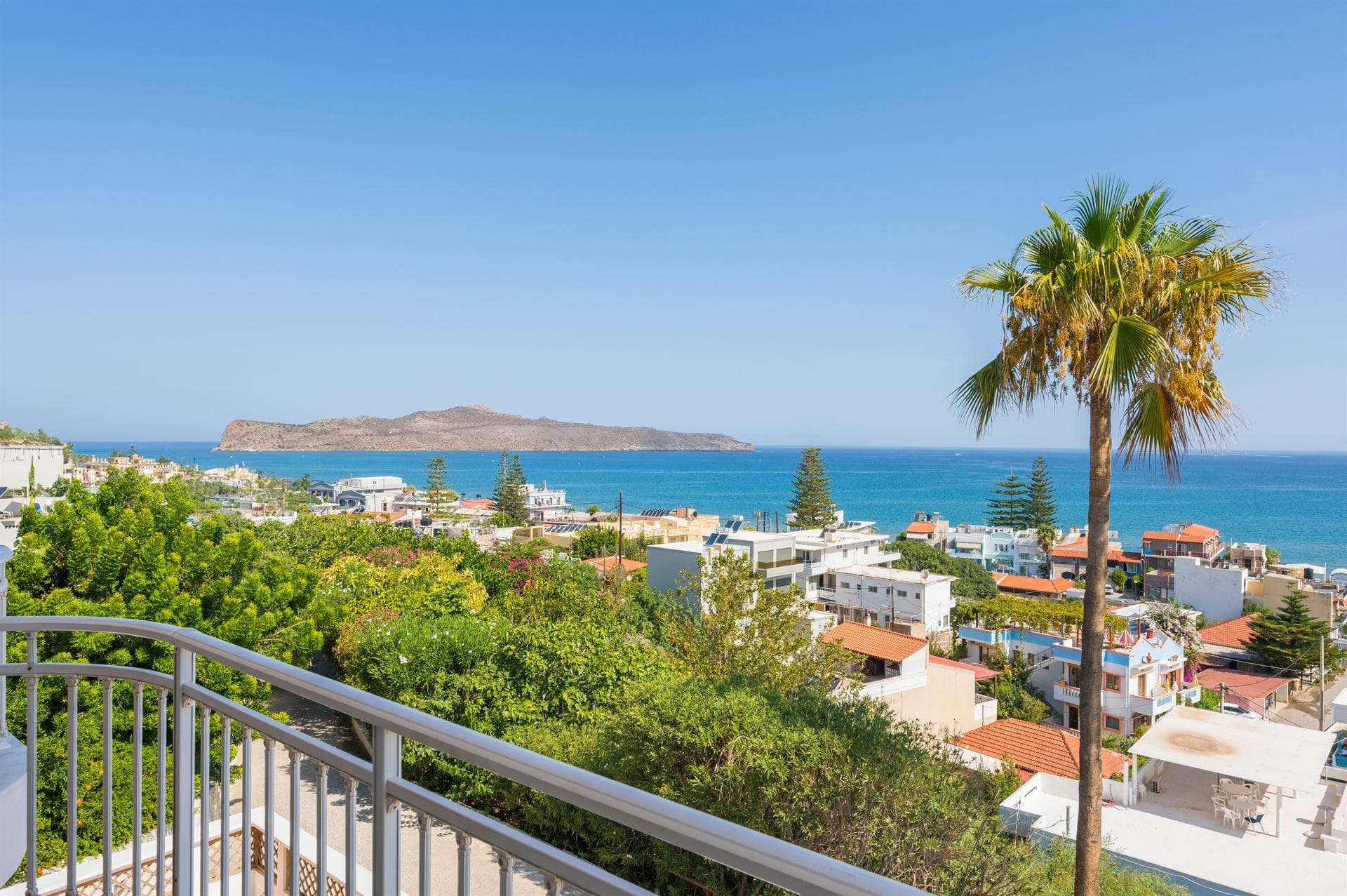 HA Superior two bedroom apartment sea view