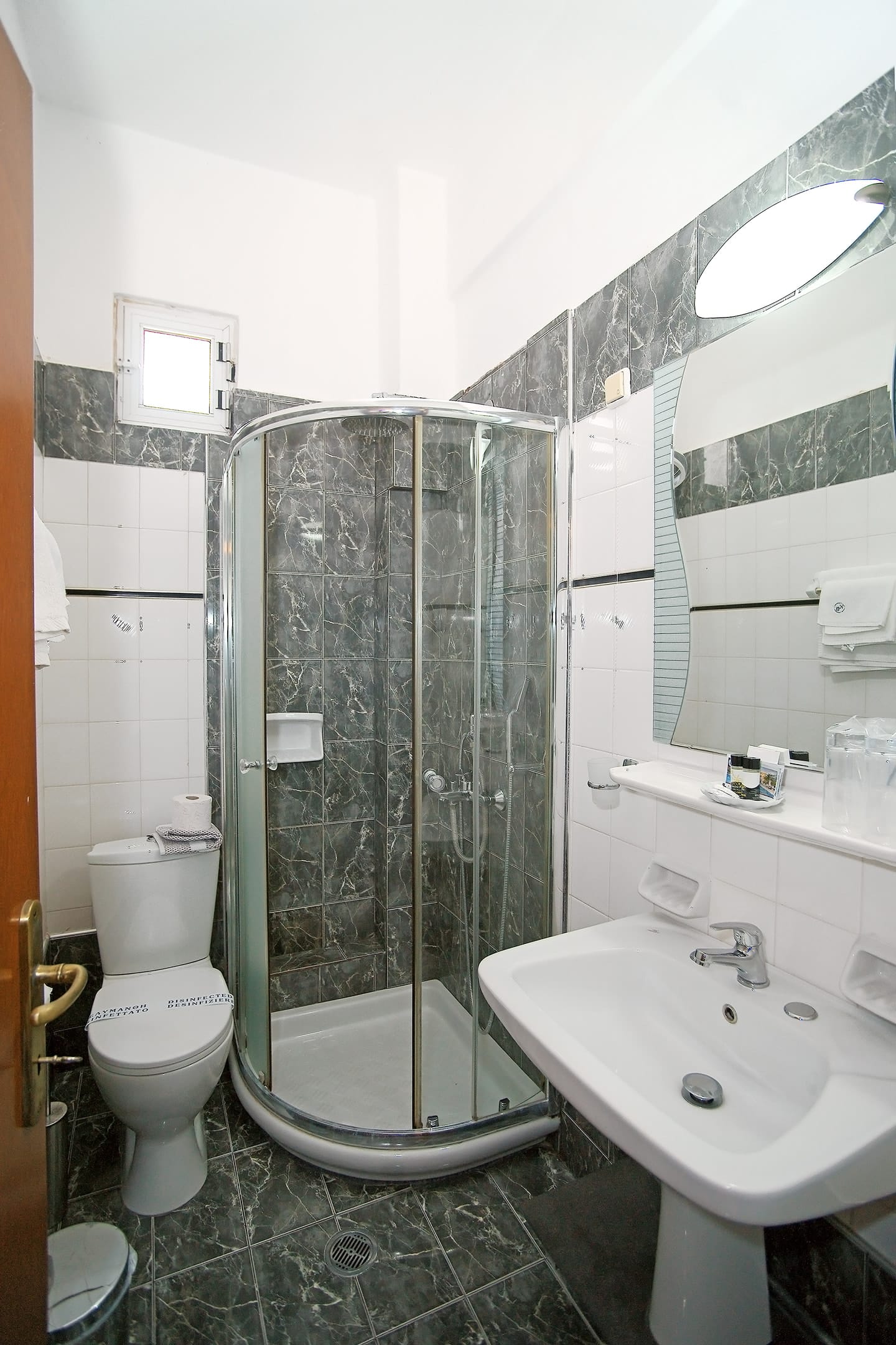 Single Room Ground Floor (No Balcony)