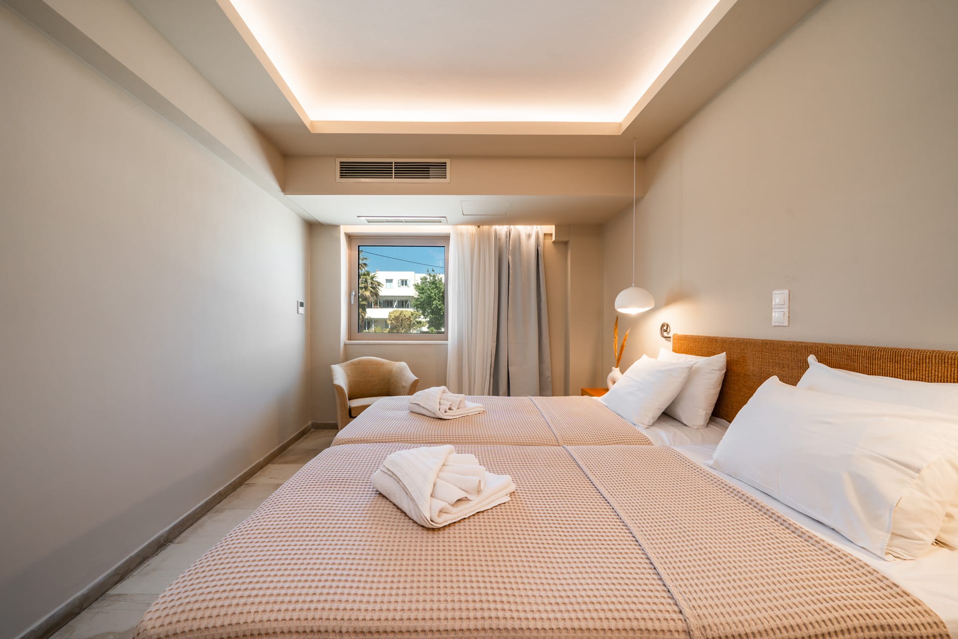 Economy Room