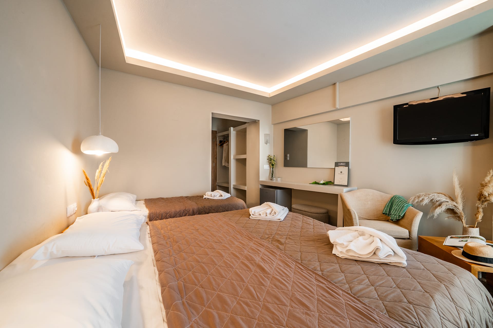 Standard Room Quadruple