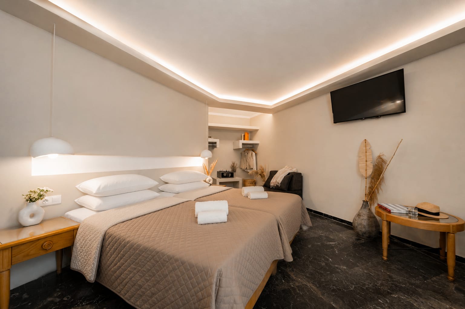 Junior Suite Room