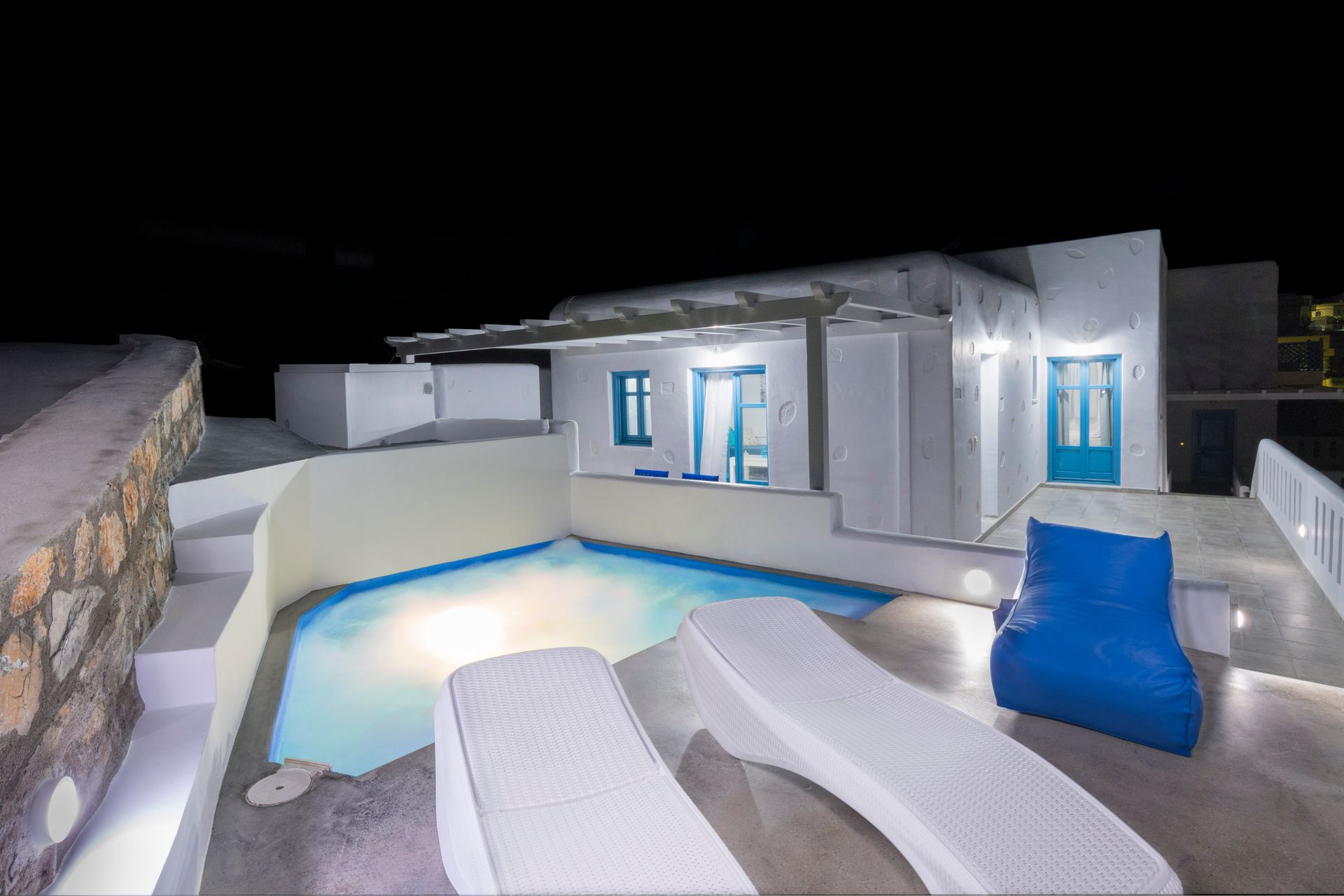 Villa Seabed