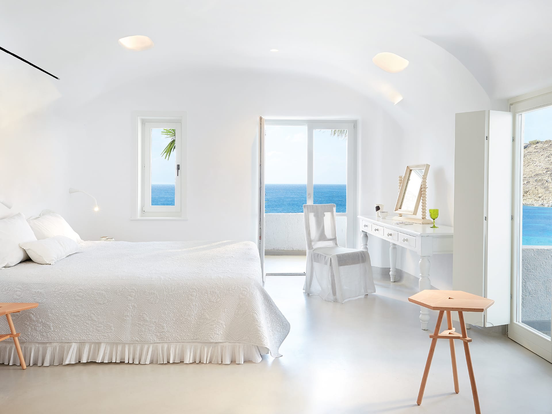 Junior Bungalow Suite