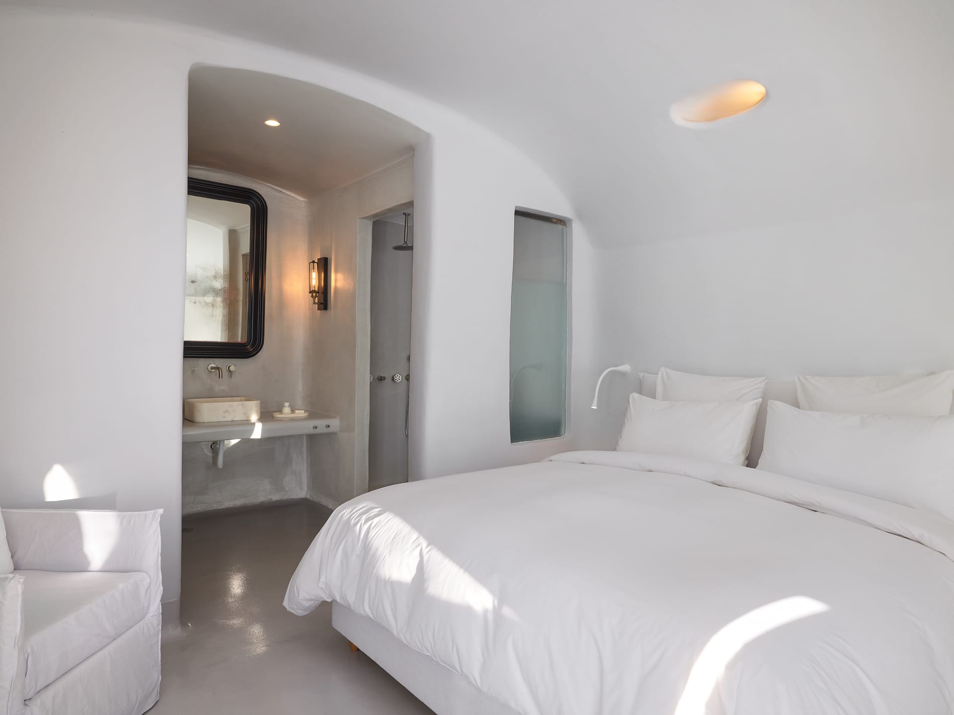 Exclusive Bungalow Suite with outdoor Hydro-Massage Bathtub