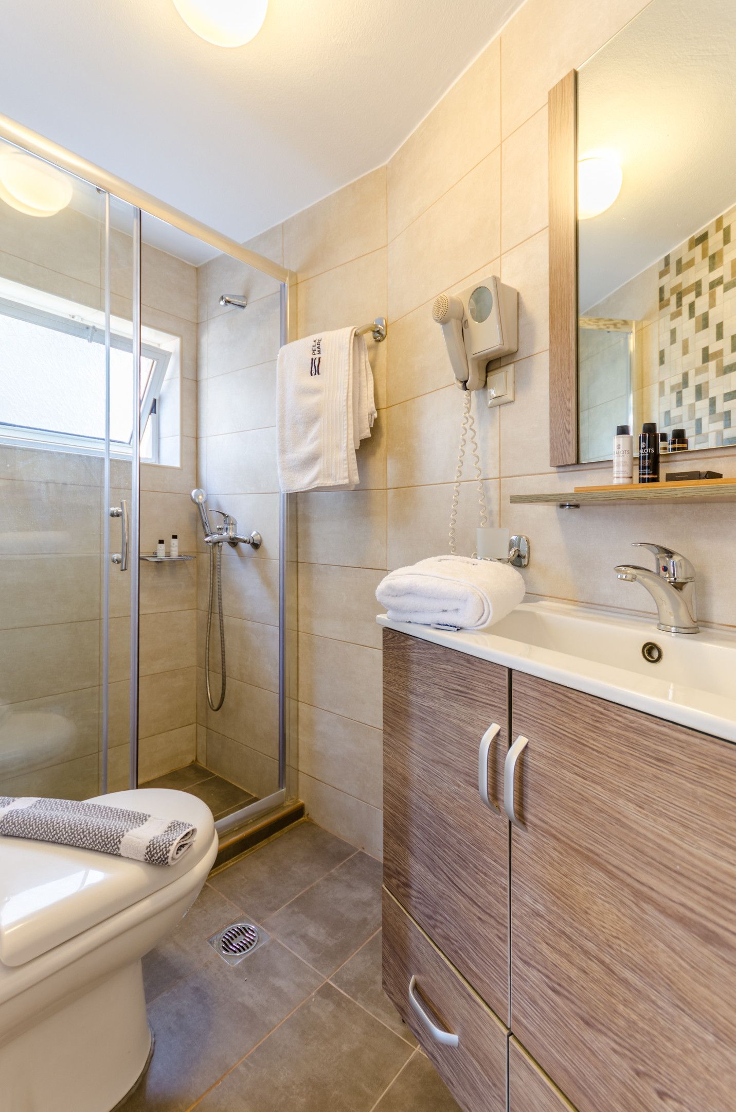 Economy Single Room | Panoramic Sea View [16 m²]