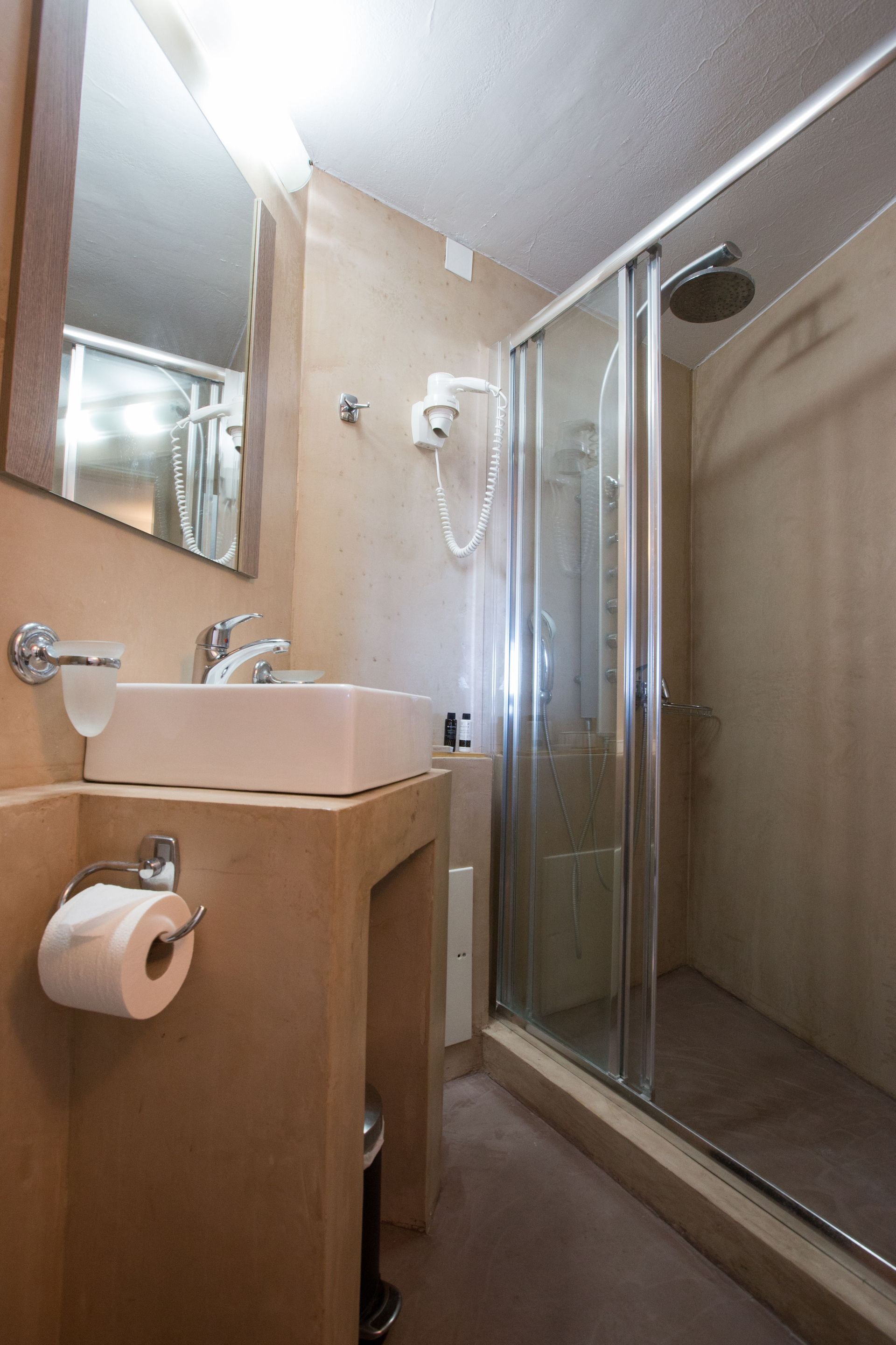 Deluxe Suite | 180° Sea-Sunset-Sunrise View [35 m²]