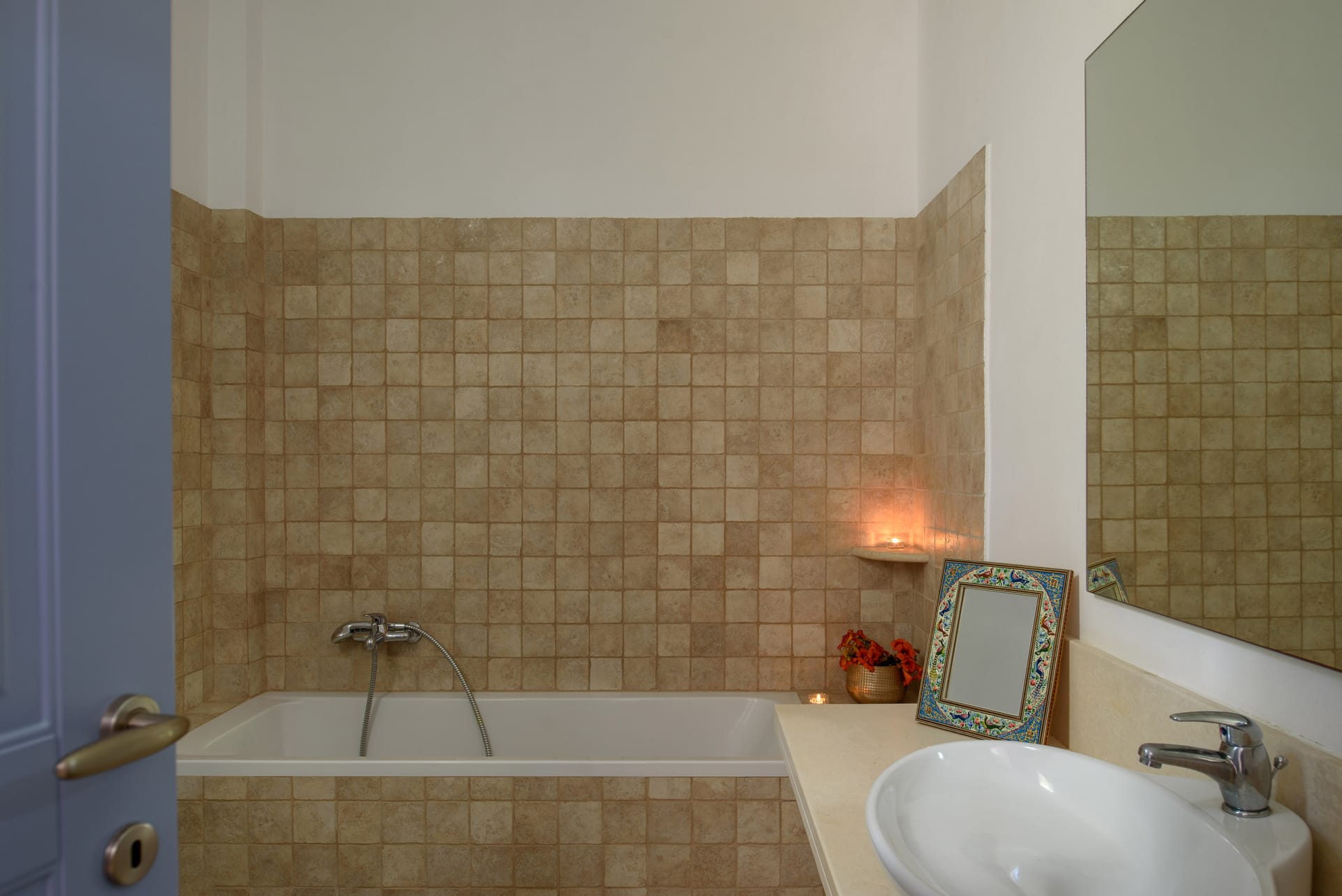 Deluxe Villa Althea with Hot Tub