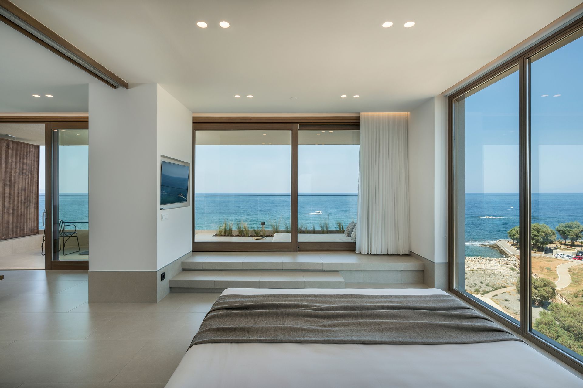 Executive Suite Sea View