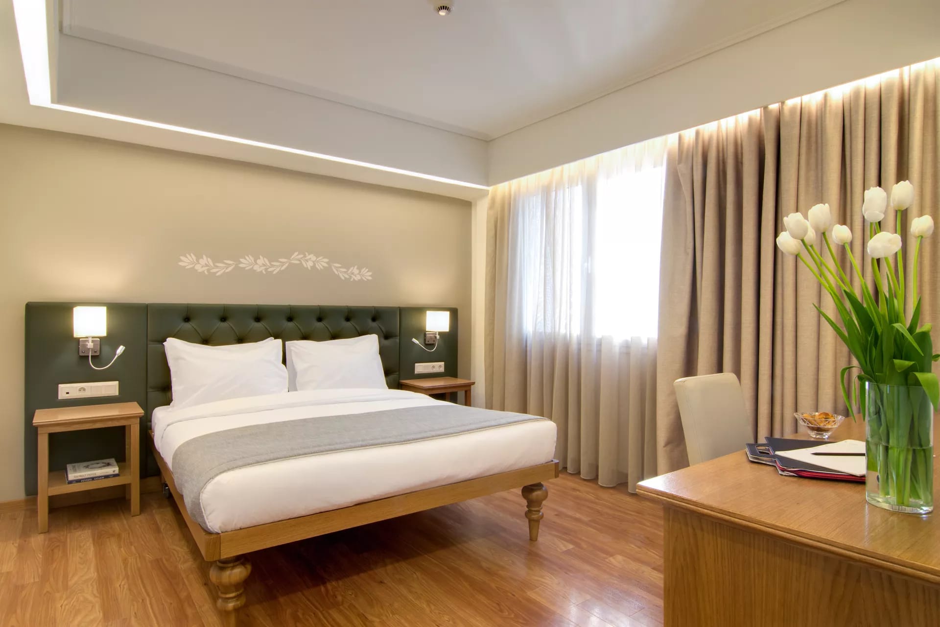 Superior Room Atrium View