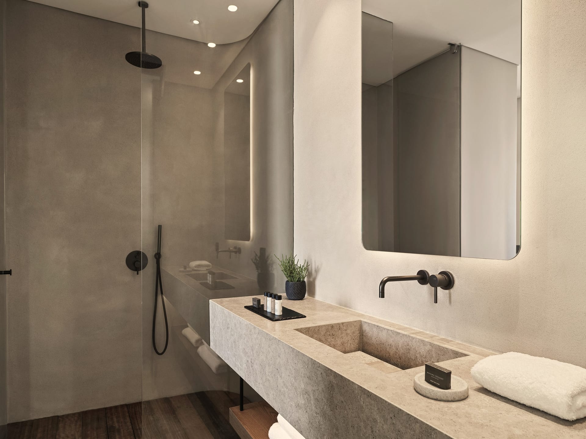 Lava Suite Sea View Private Pool