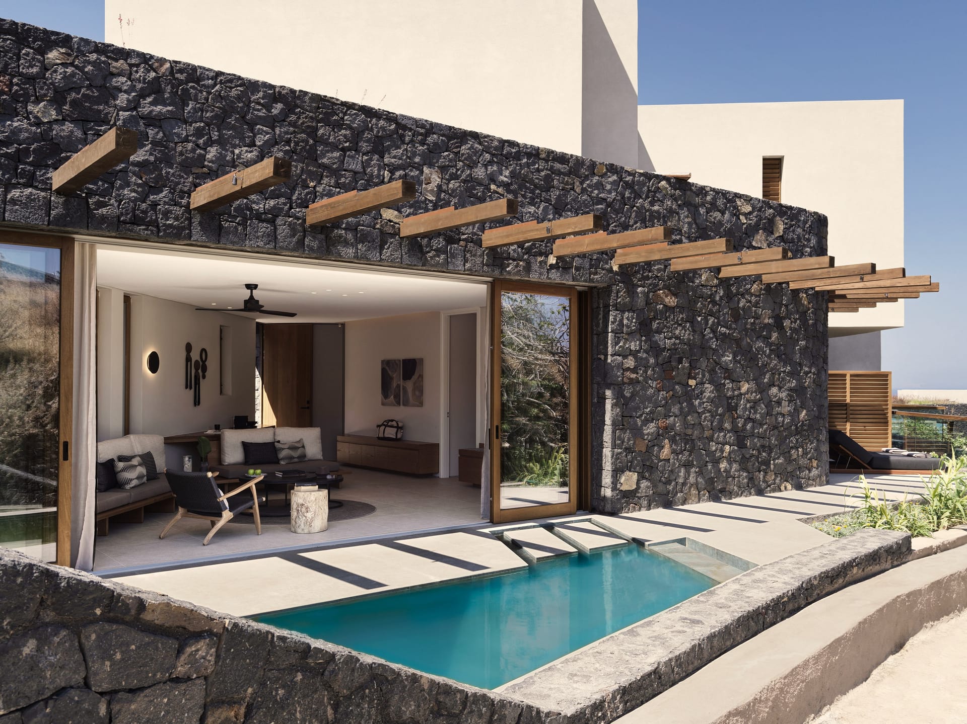 Magma Suite with Private Pool