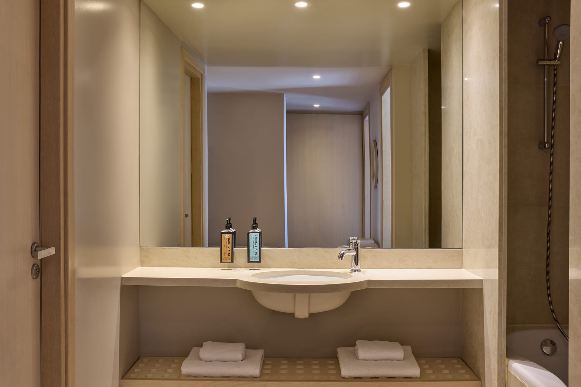 Family Room Inland View | Open Plan