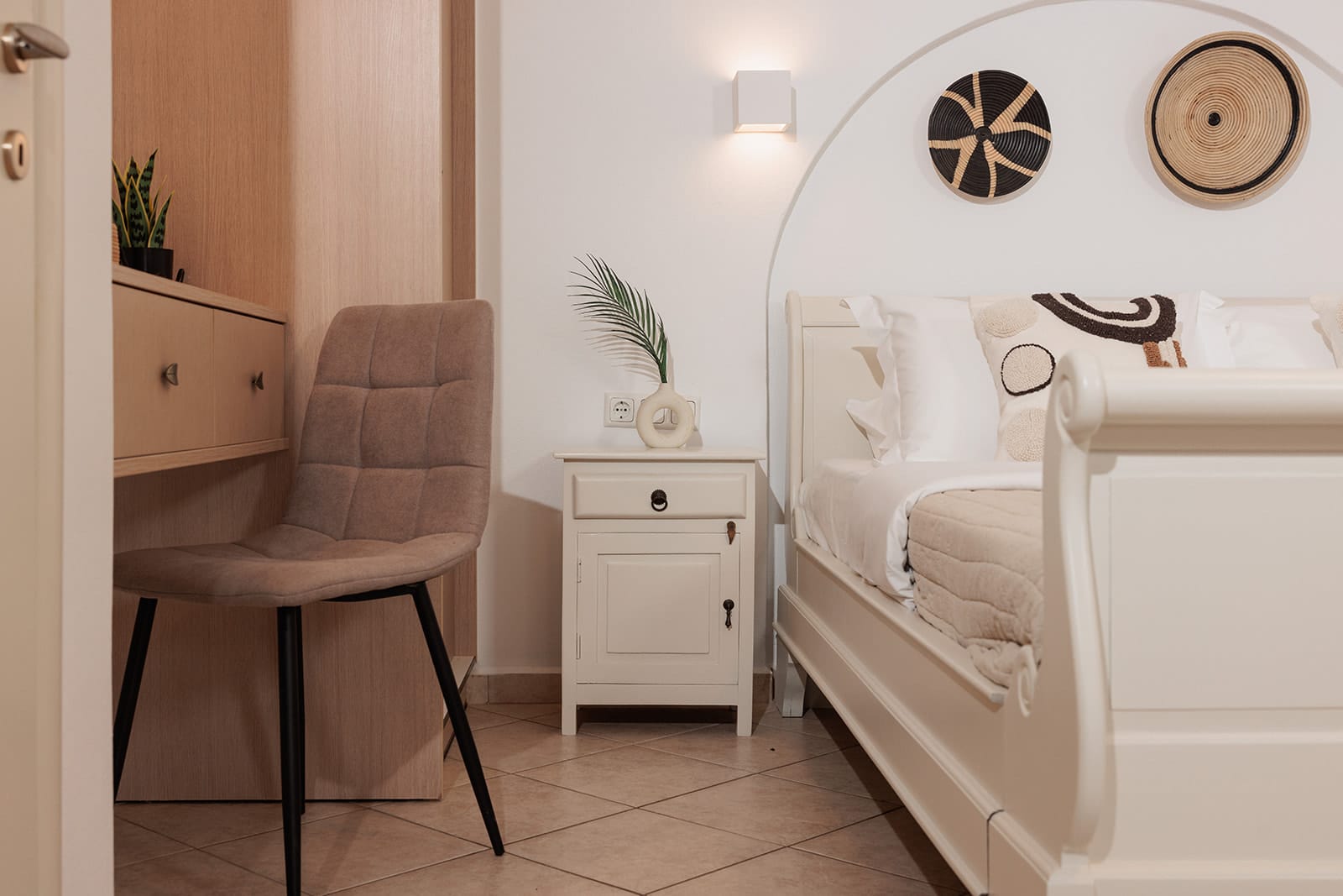 Queen Room with Pool view