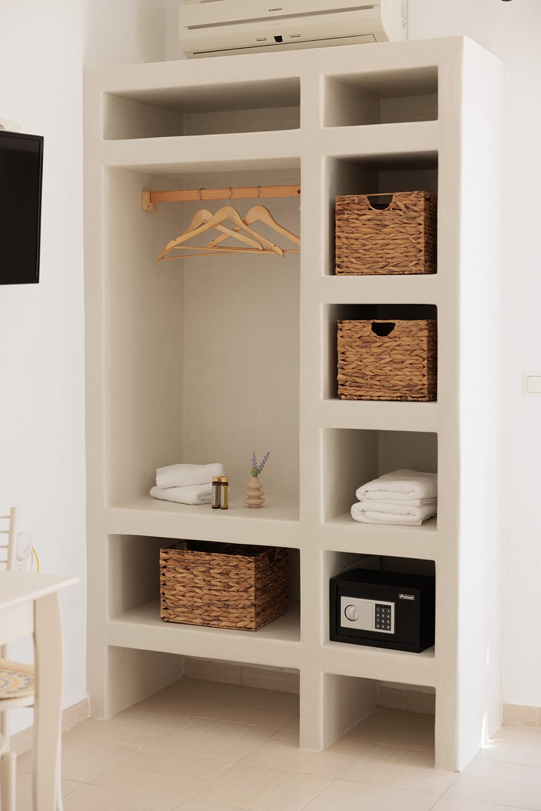 Queen Room with Pool view