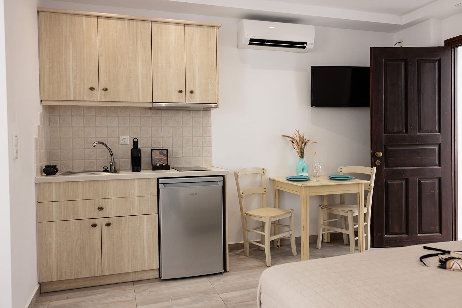 Triple Room with Pool view