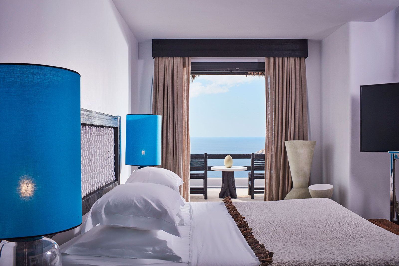 SIGNATURE Retreat Sea View GUESTROOM