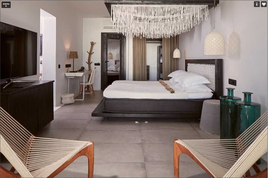 SIGNATURE Retreat Sea View GUESTROOM with Private Pool