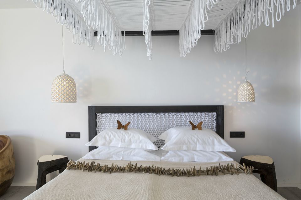 HEAVENLY Retreat Sea View GUESTROOM with Outdoor Jacuzzi