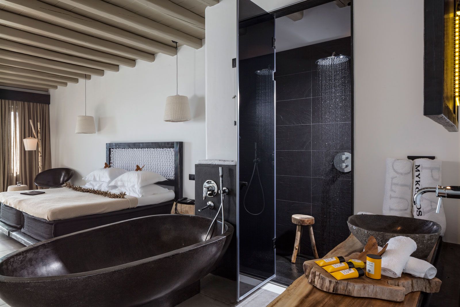 MAJESTIC Retreat Sea View Suite