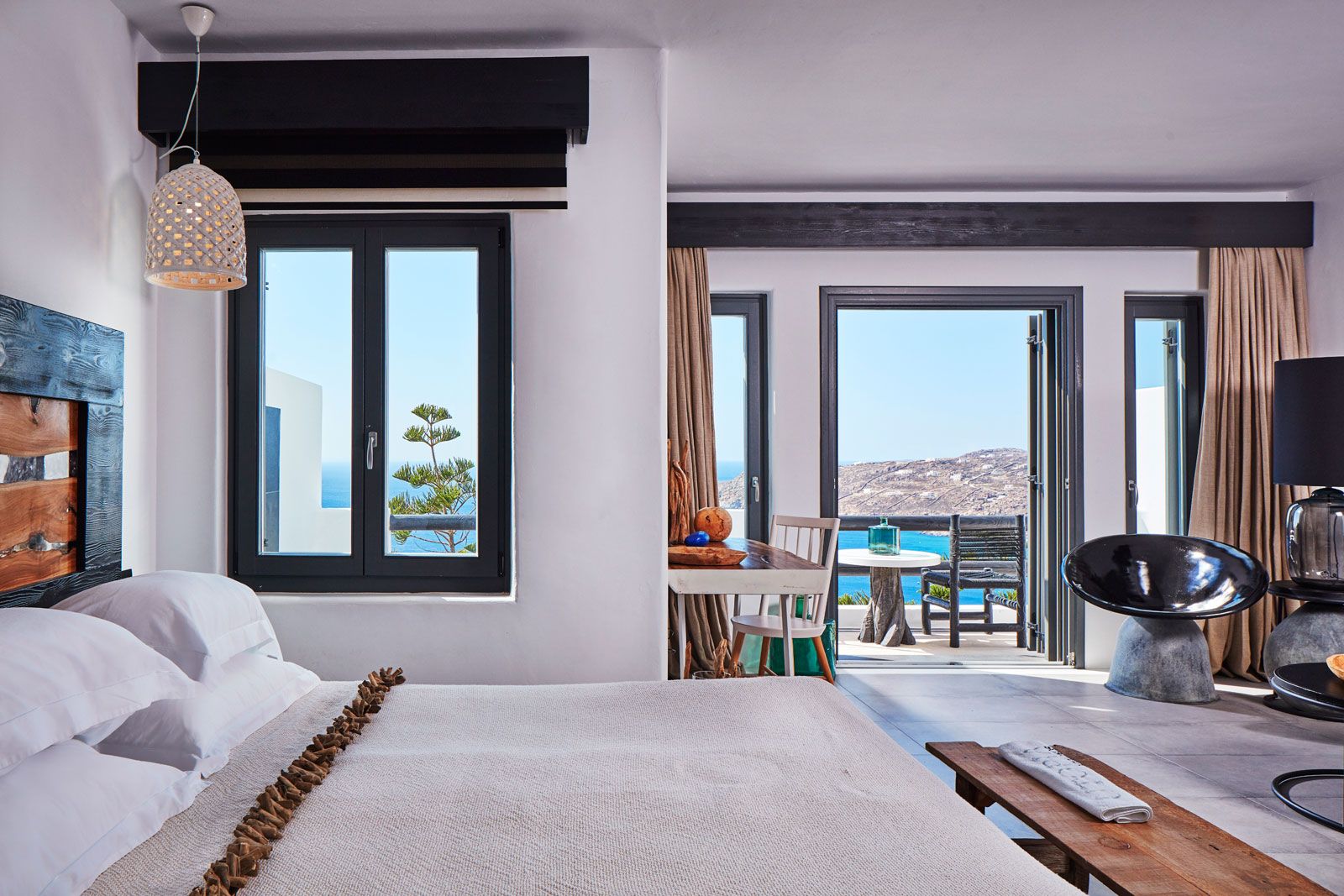 MAJESTIC Retreat Sea View Suite