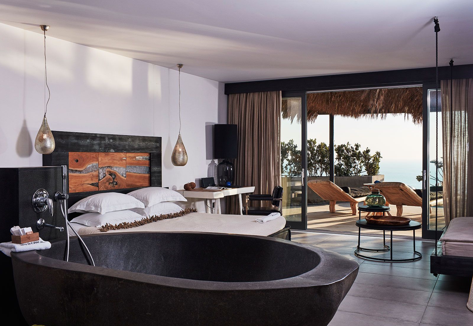GRAND MAJESTIC 5-Bedroom VILLA with Private Pool