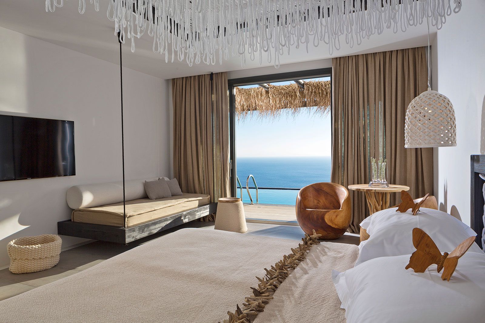 GRAND MAJESTIC 5-Bedroom VILLA with Private Pool