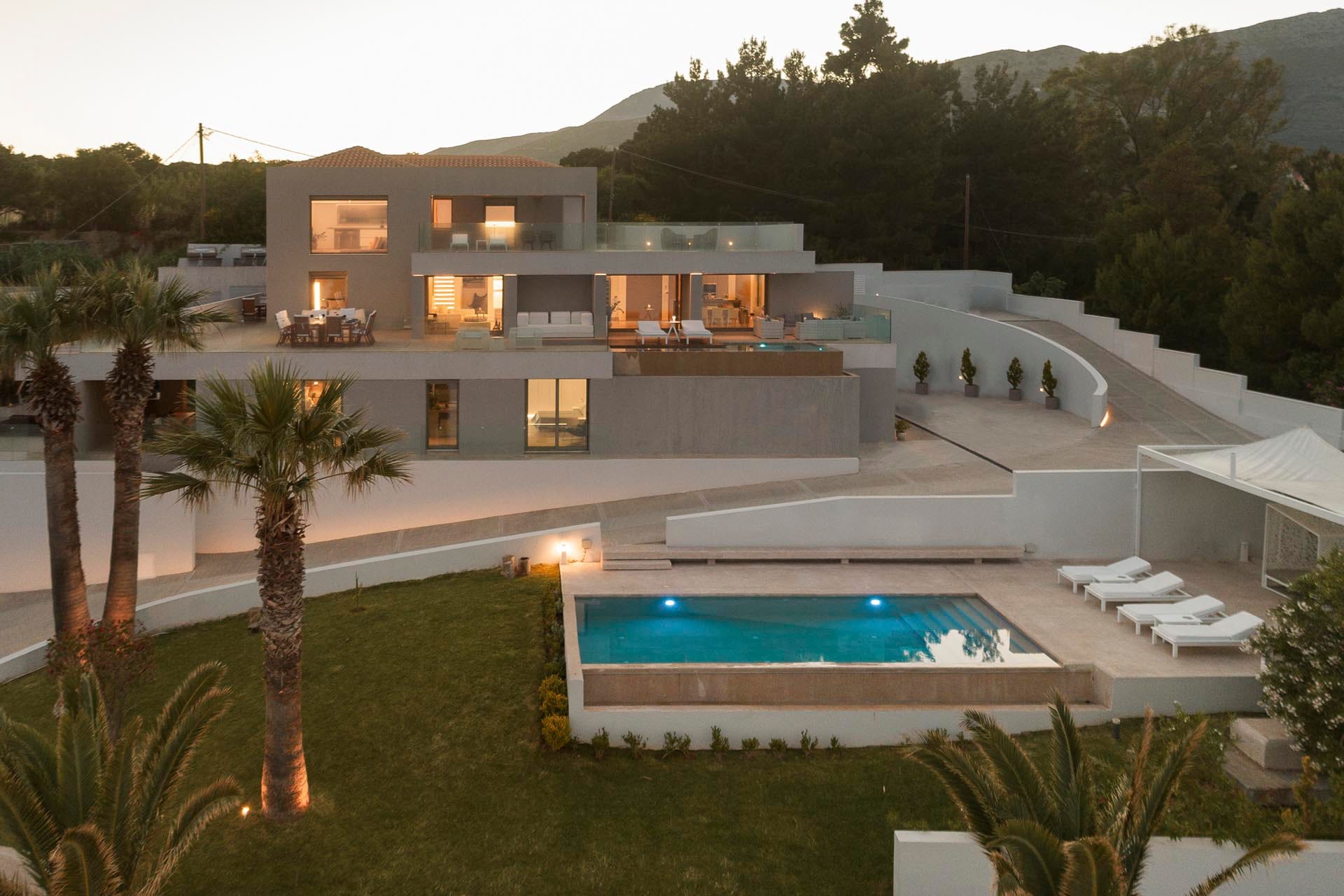 Exclusive Skala Beach Villa