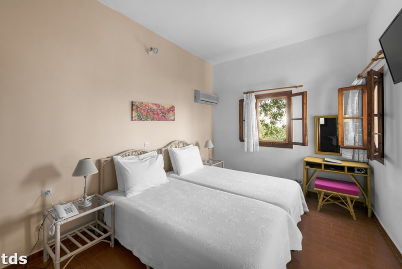 Bungalow for 3-4 people - 46 sqm - bedroom with twin beds