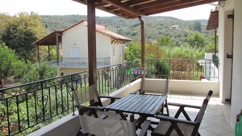 Studio with garden view first floor # 6