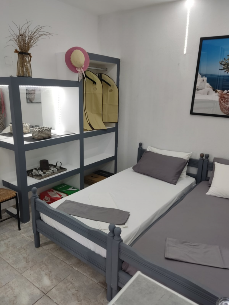 No 1 Petite Economic Studio for 4 Pers. on two floors # Nr 1