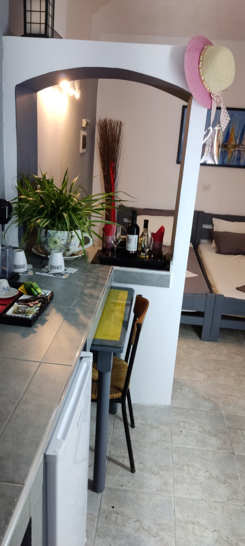 No 3 Petite Economic Studio for 2 Pers. # Nr 3