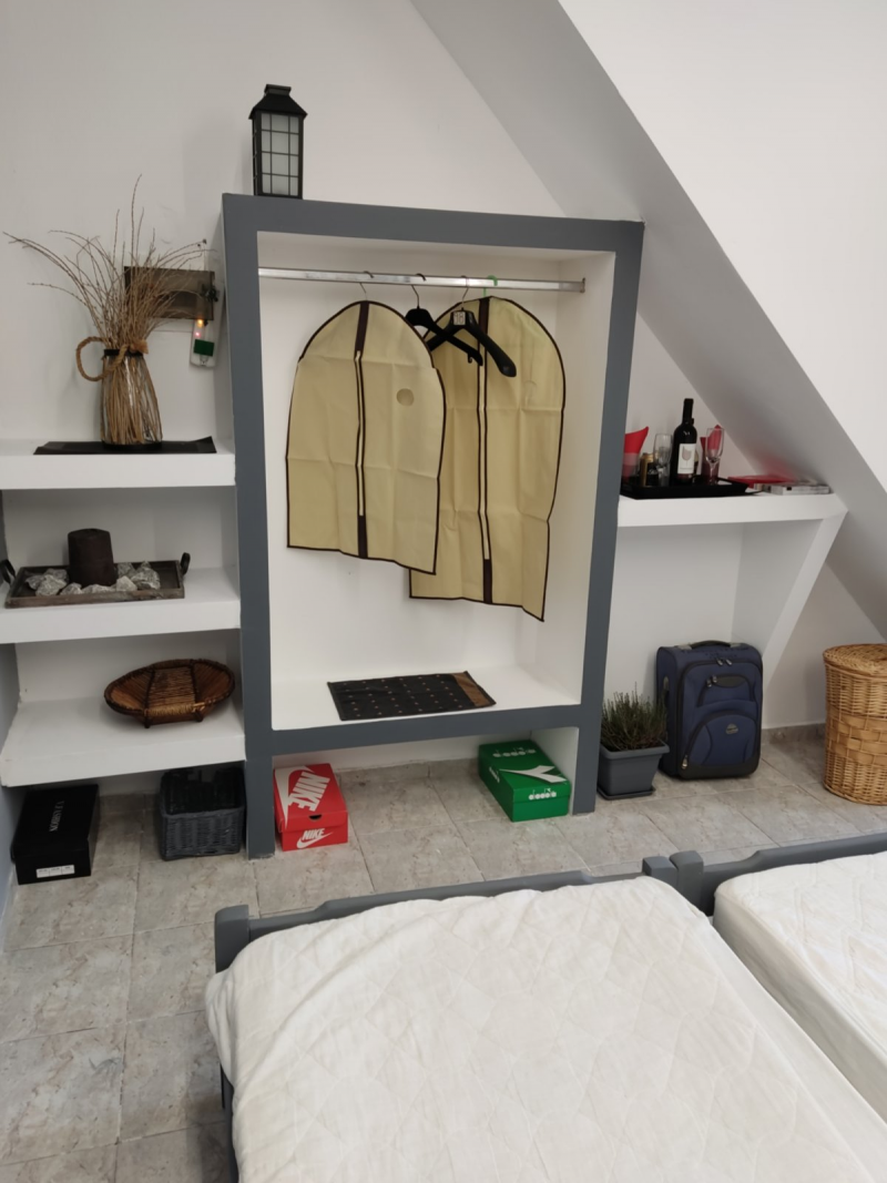 No 4 Petite Economic Studio for 4 Pers. on two floors  # Nr 4