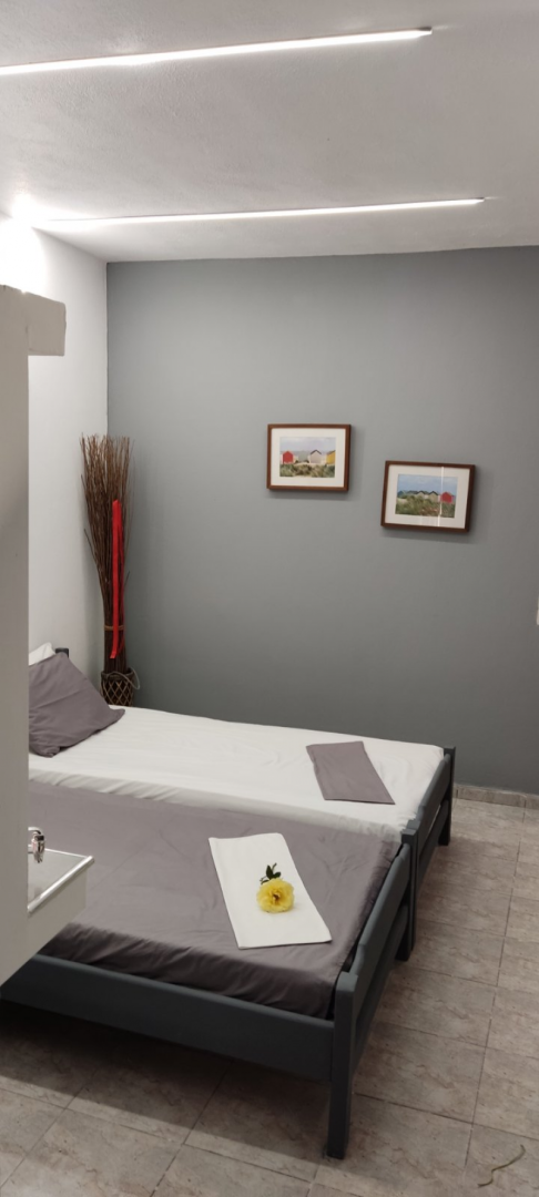 No 4 Petite Economic Studio for 4 Pers. on two floors  # Nr 4