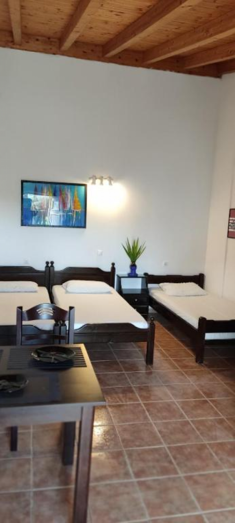 No 5 Petite Economic Studio for 3 Pers. # Nr 5